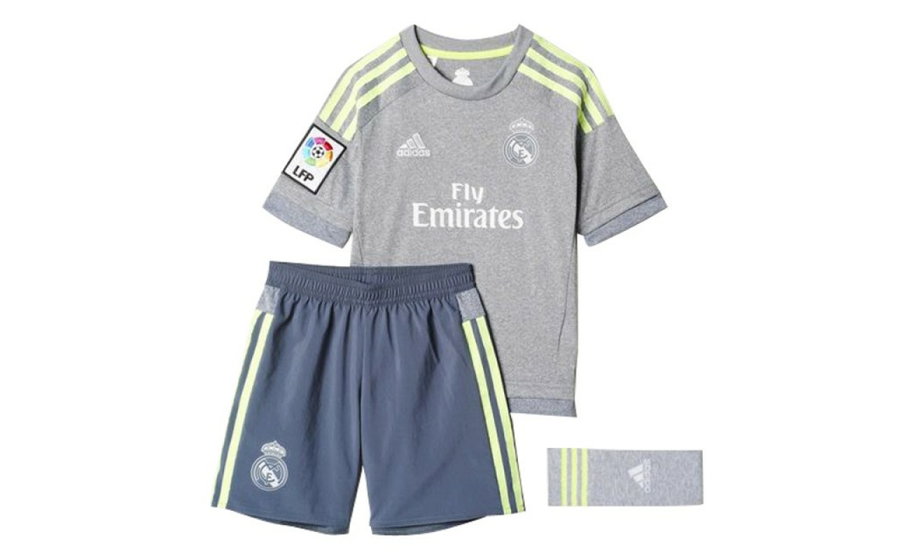 Kit 2ª 2015-16 Real Madrid CF. Adidas