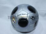 Balón gris Real Madrid CF Adi8das