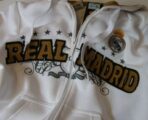 Sudadera blanca Real Madrid con capucha y cremallera