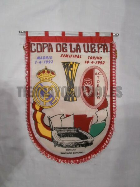 Banderín real madrid