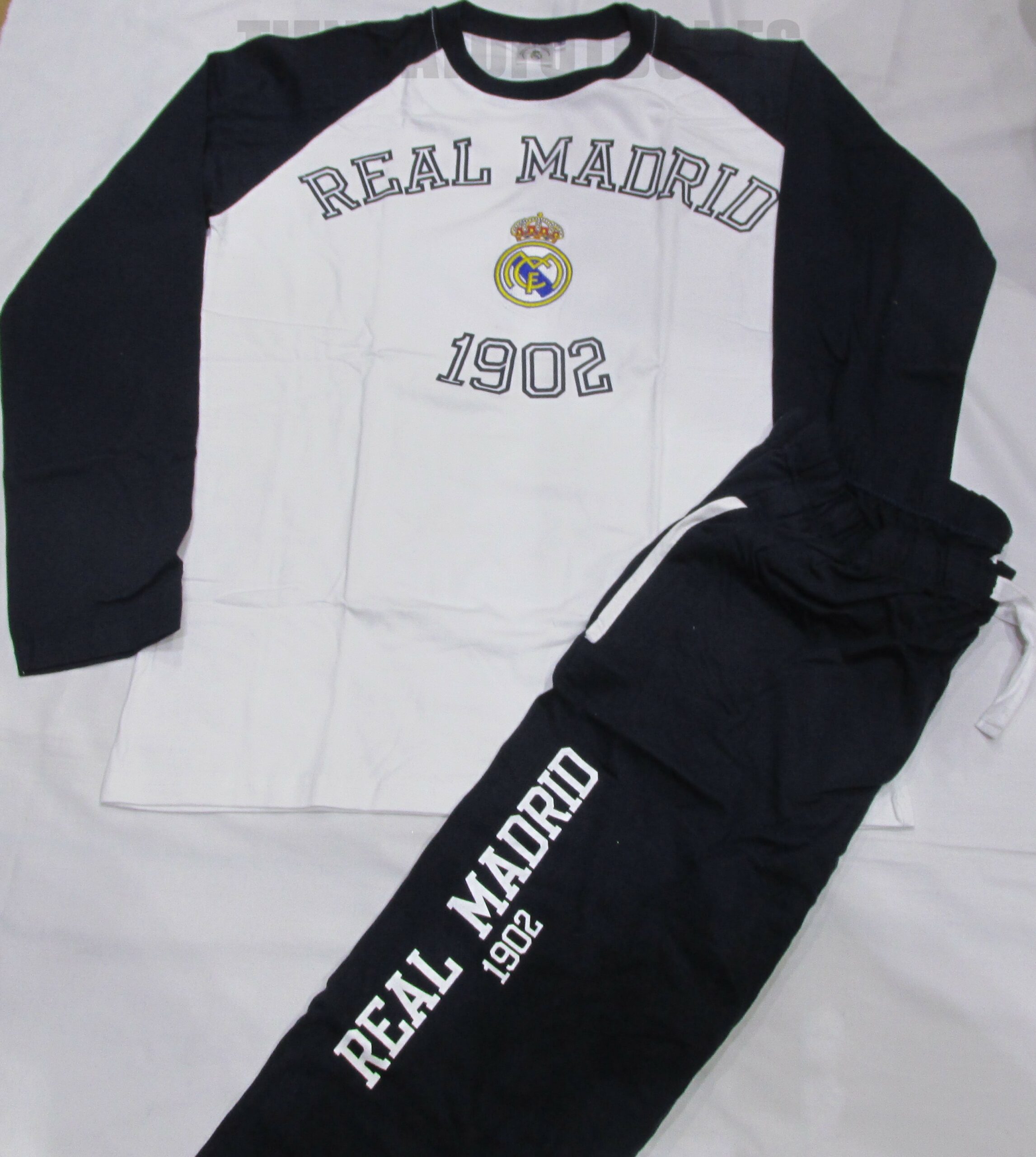Pijama niño Real Madrid desde 1902